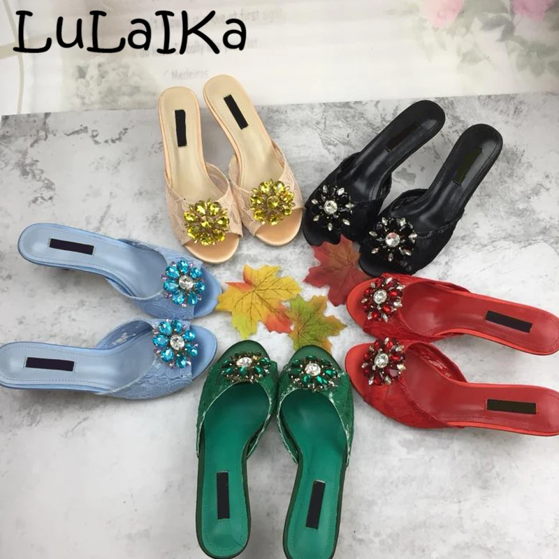

2019 New Brand Woman Solid Color Lace High Heels Sandals Summer Sexy Rhinestone Shining Lady Wedding Party Shoes 5 Colors