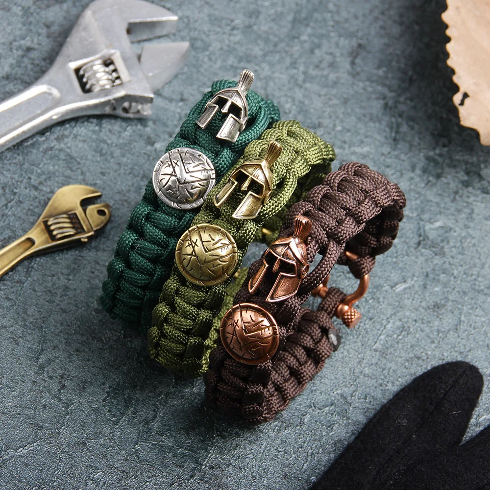 

2019 New Bracelet Outdoor Survival Military Rule Umbrella Rope Helmet Shield Bracelet Umbrella Rope Survival Bracelet Wholesale