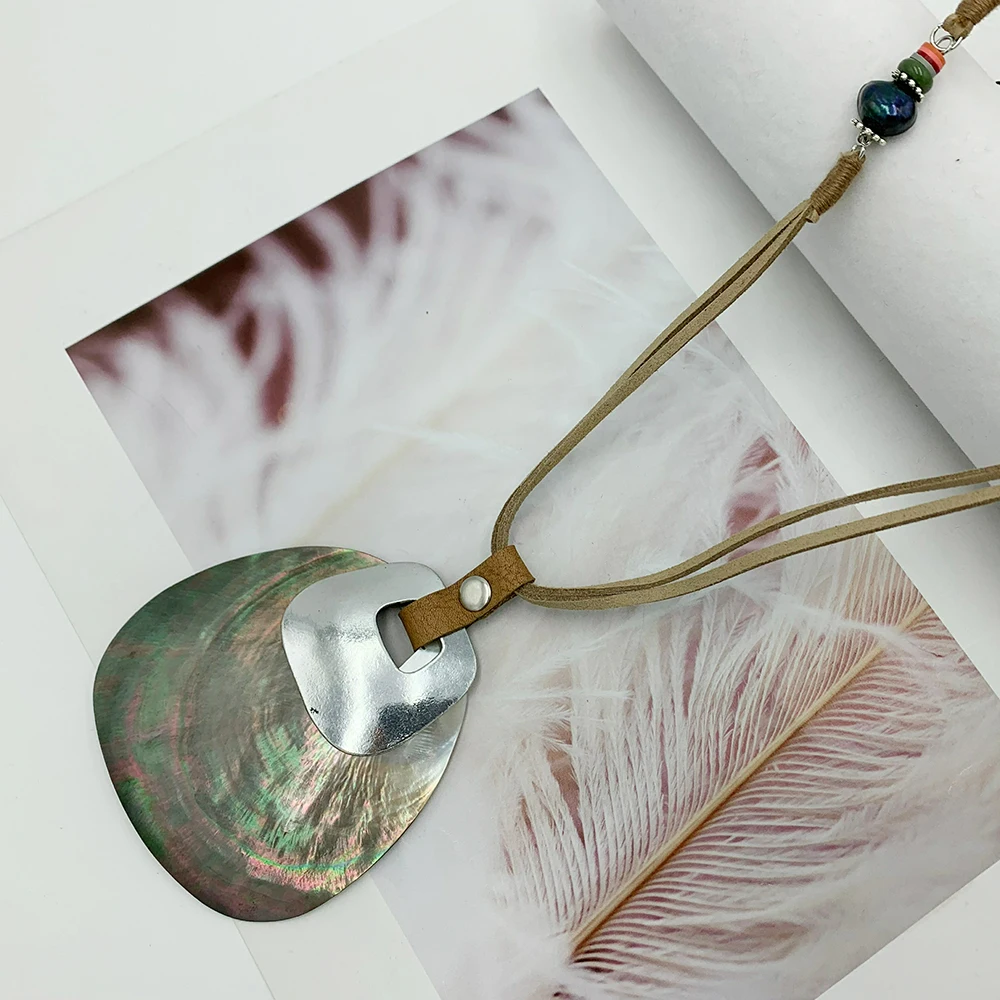 

Natural Shell Pendant Necklace For Women Adjustable Rope Chain Long Necklaces Bohemian Beach Seashell Jewelry