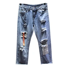 Джинсы; новинка года; стильные весенне-летние брюки до середины икры; отбеливатель; стирка; молния; пуговицы; карманы; лоскутное отверстие