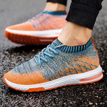 

2018 skateboar New Style Sporty Shoes Men Korean Version of the Trend Men's Casual Fly Shoes Sports Shoes