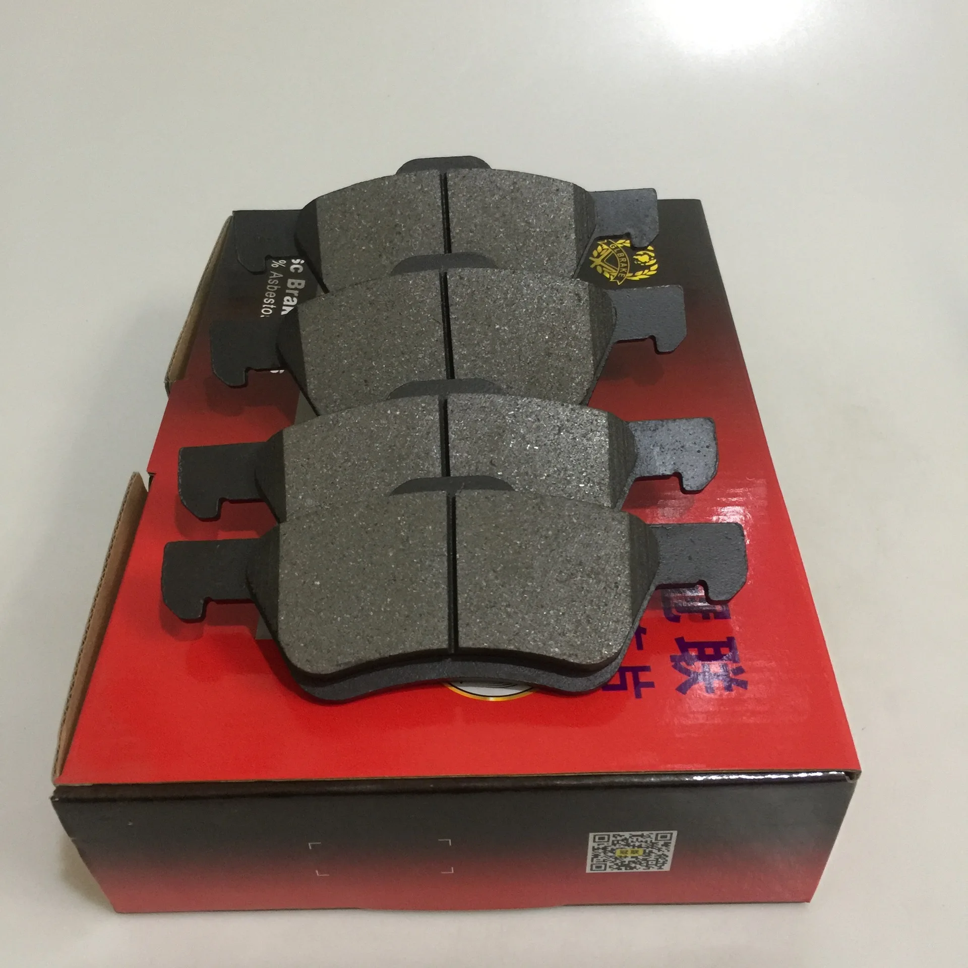 

Car Ceramics Front Brake Pad For Ford Escape 6-cylinder For Mazda 7