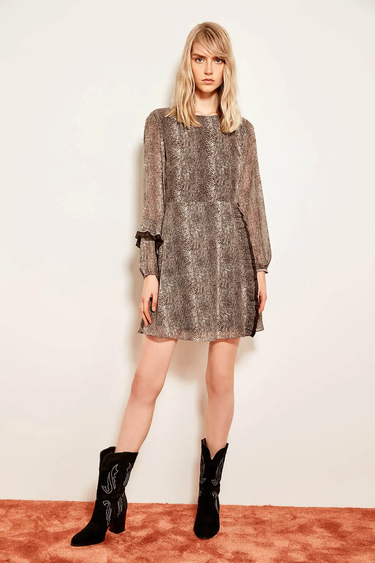 Trendyol Frilly коричневое платье с рисунком TCLAW19LJ0050|Платья| |