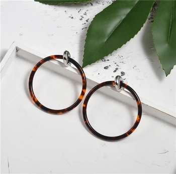 

European and American fashion hipsters acrylic big circle leopard earrings female exaggerated retro circle earrings