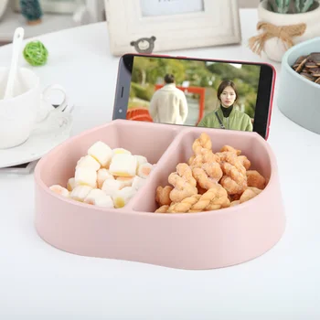 

Ladybird Shaped Dried Fruit Box Tray Snack Plate with Phone Stand for Candy Fruits Nuts 2 Compartments (Pink)