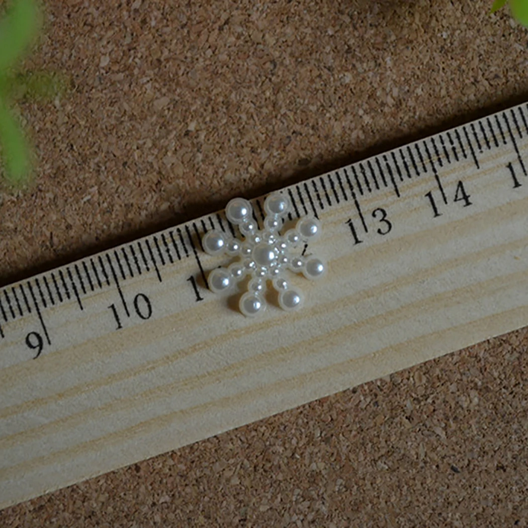 100Pcs Pearl Snowflake Craft DIY Decoration Embellishment Christmas Wedding Decoration Christmas Card Making DIY Craft
