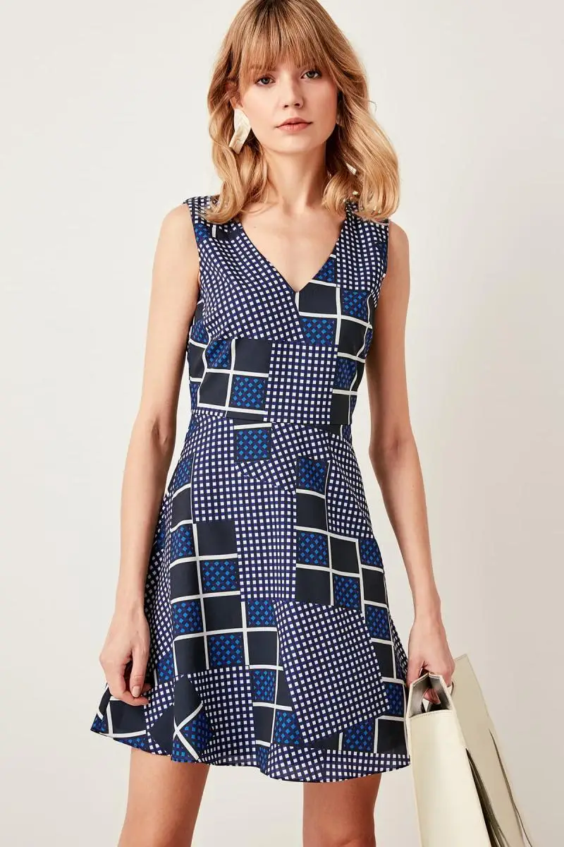 

Trendyol Navy Blue Print Dress TWOSS19LJ0143