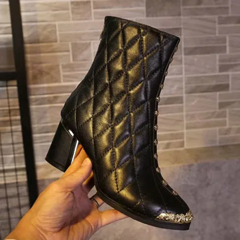 

2018 Shoes Woman Leather High Heels Ankle Boots Metal Decor Front Zip Plaid Martin Boots Woman zapatos de mujer