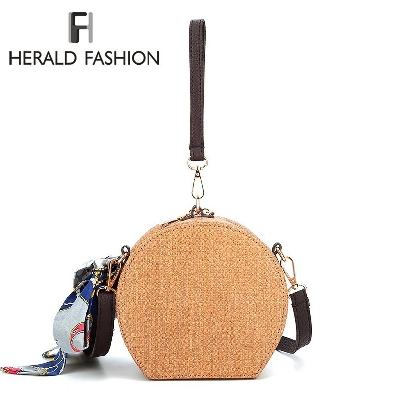 circle straw crossbody bag