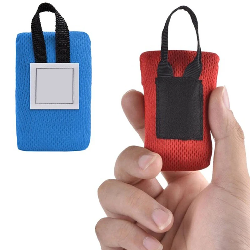 في الهواء الطلق المحمولة البسيطة رقيقة جدا للطي التخييم حصيرة جيب للماء بطانية سجادة للرحلات الرمال الشاطئ حصيرة 70x110 سنتيمتر