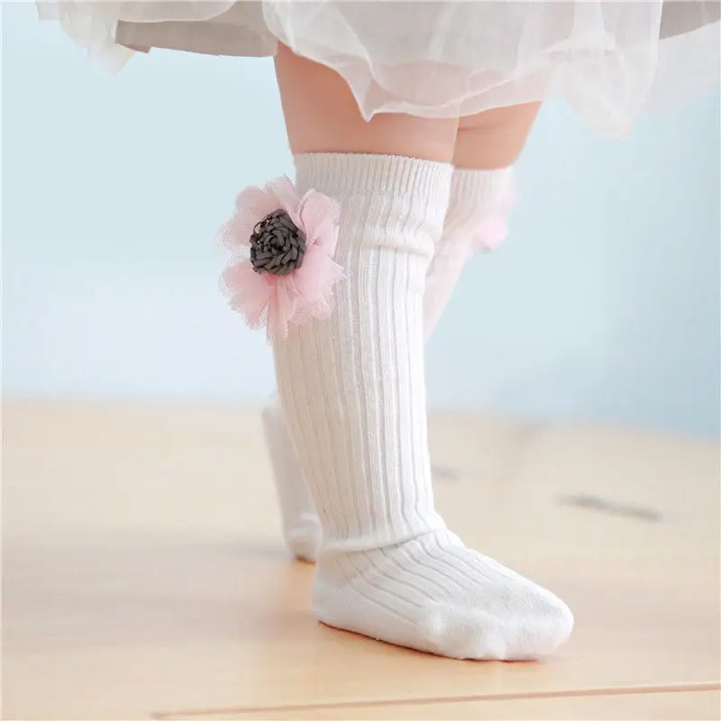 Новые милые хлопковые колготки для маленьких девочек, носки, теплые чулочно-носочные изделия с рисунком кролика, кружевные милые мягкие вязаные носки