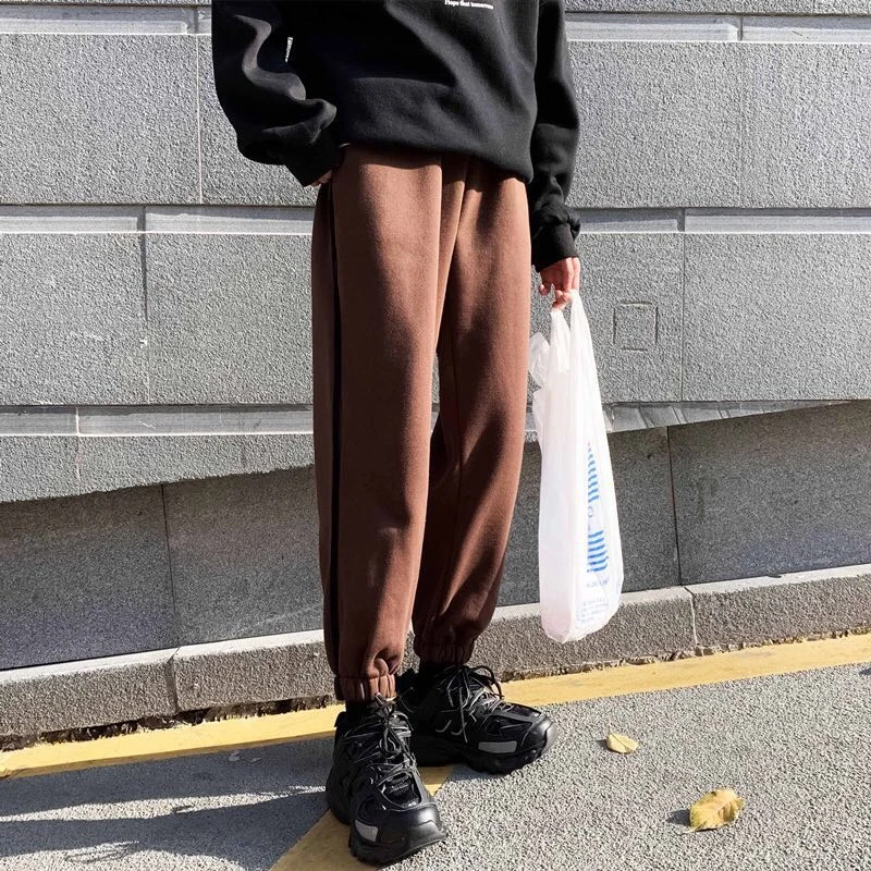 

2018 Winter Men's Fashion Tide Side Stripe Velvet Thicken Pants Elastic Waist Loose Casual Black/Brown Color Warm Trousers S-XL