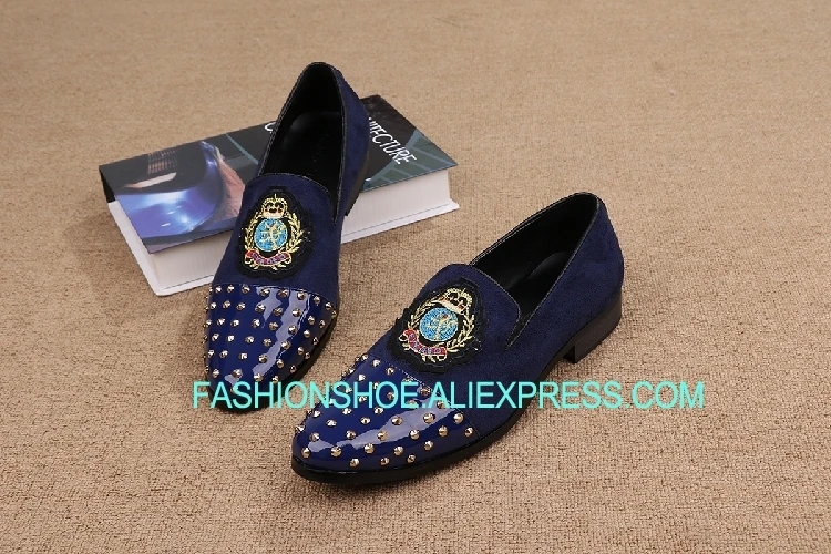 

Mens Loafers Flats Shoes Casual Slip on Stud Genuine leather Fashion Wedding Shoes Embroidery Dragon Men Shoes Plus Size 38-46
