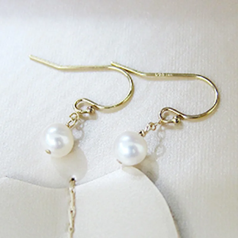 

Freshwater Pearl Earrings Women Hypoallergenic Classic Exquisite Pearl Accessories Fine Pendant Earrings Elegant Ladies Gifts