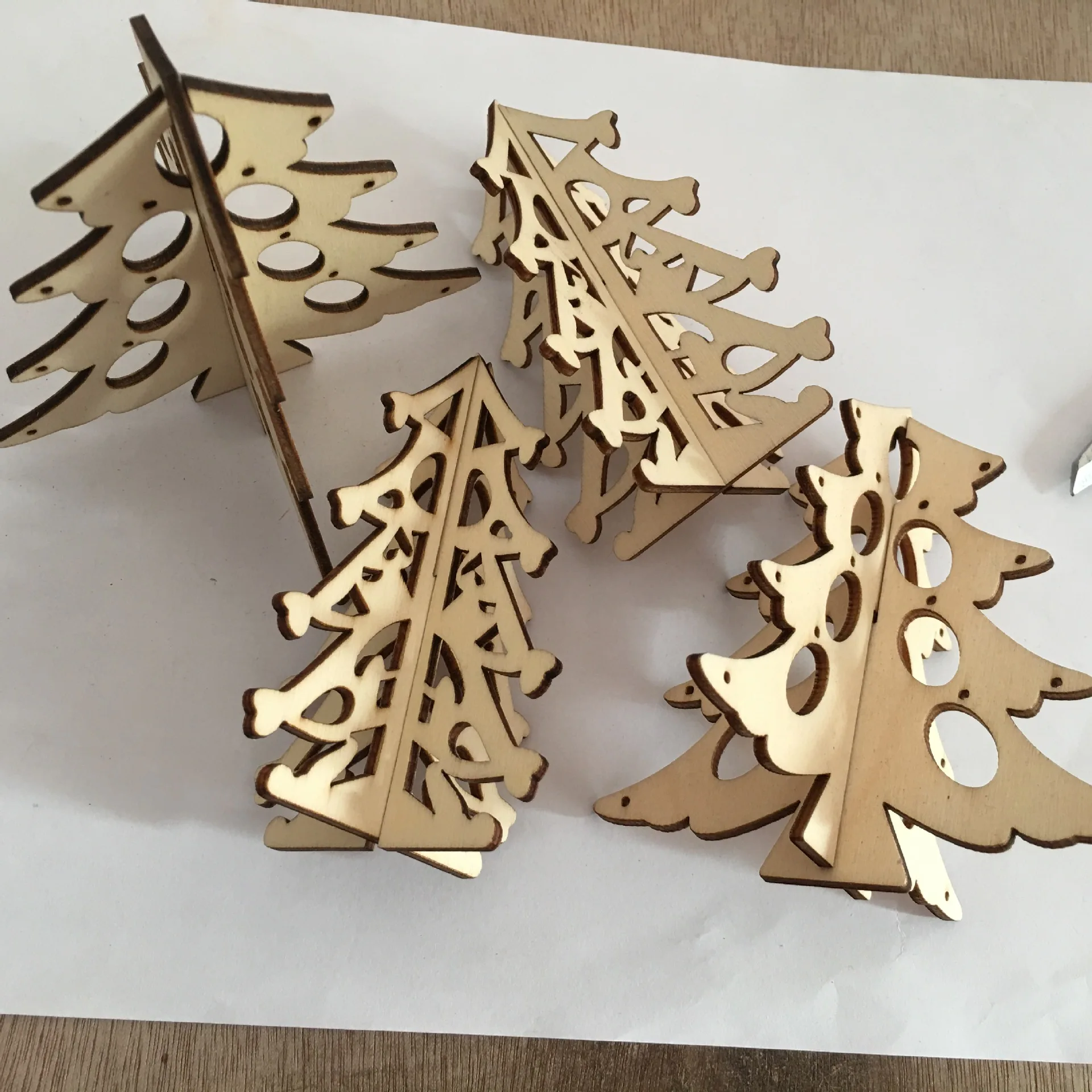 

2Pcs Creative Assembly of Christmas Tree Wooden DIY Cute Embellishments Wood Cutouts Craft for Home Decoration Art Christmas