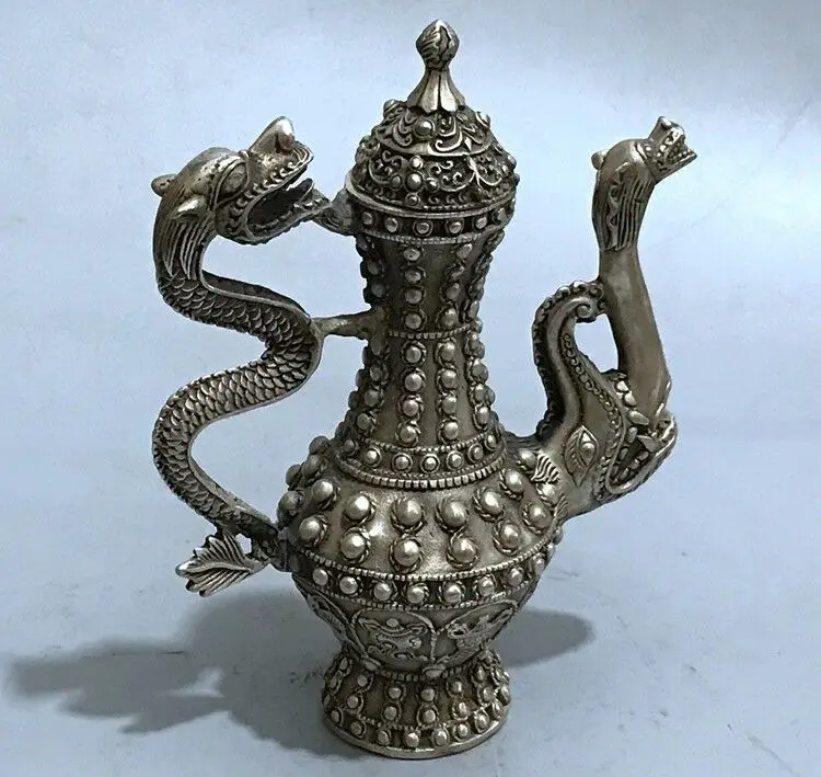 

Chinese Antique Brass Carved Ornament Dragon Teapot Home Decoration Flagon