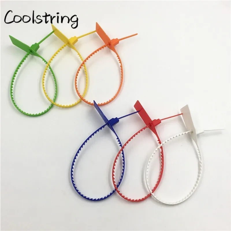 Coolstring المتاح أوف وايت الأحذية البريدي العلاقات إكسسوارات أحذية قفل نظام آه لل رياضة DIY دعم مخصص وانخفاض الشحن