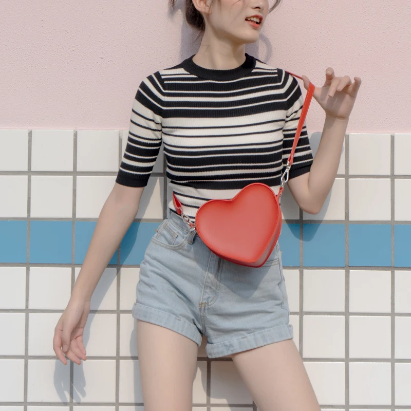 

[Super Seabob] 2019 Spring Summer Woman new stylish red color heart shape single strap PU leather messenger bag all match LM097
