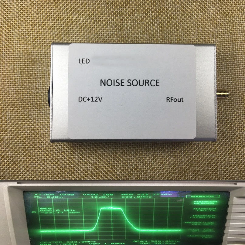 DC source de bruit bruit source Spectrum External Générateur Tracking source module