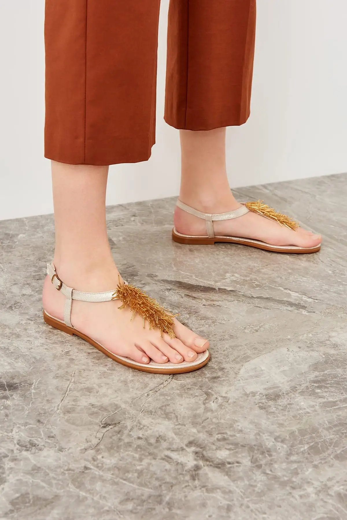 Trendyol/Платиновые женские босоножки TAKSS19YS0023|Боссоножки и сандалии| |
