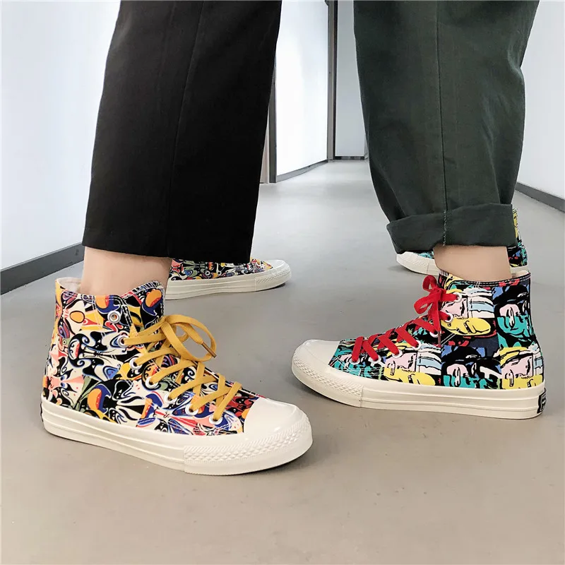 

Street Fashion Peking Opera Mask Graffiti High Top Canvas Sneakers Skateboard Flats Shoes