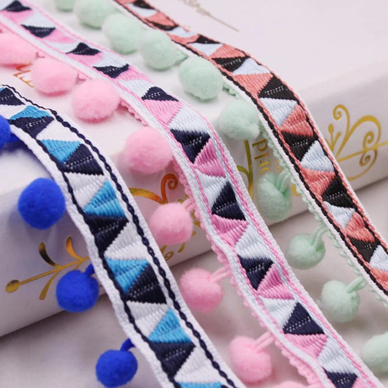 

Ethnic Polyester Lace With Pom Pom Ball Triangular Pattern Fabric Ribbon DIY Accessory Home Textile Embellishment 20mm 0.9m 1PC