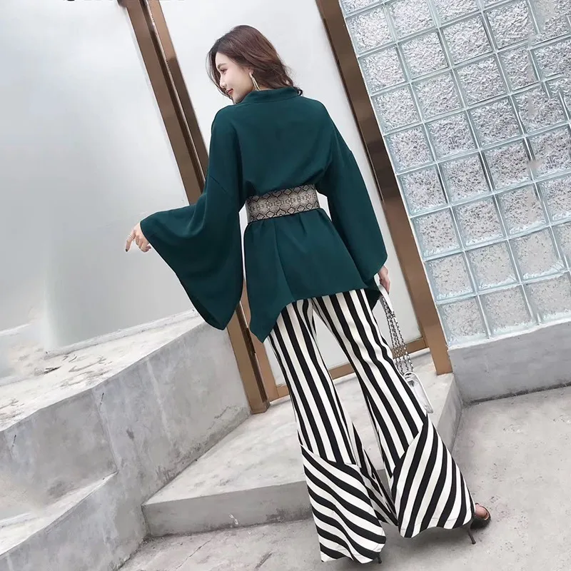 Женские брюки в полоску TWOTWINSTYLE весенние Асимметричные Длинные клеш с высокой