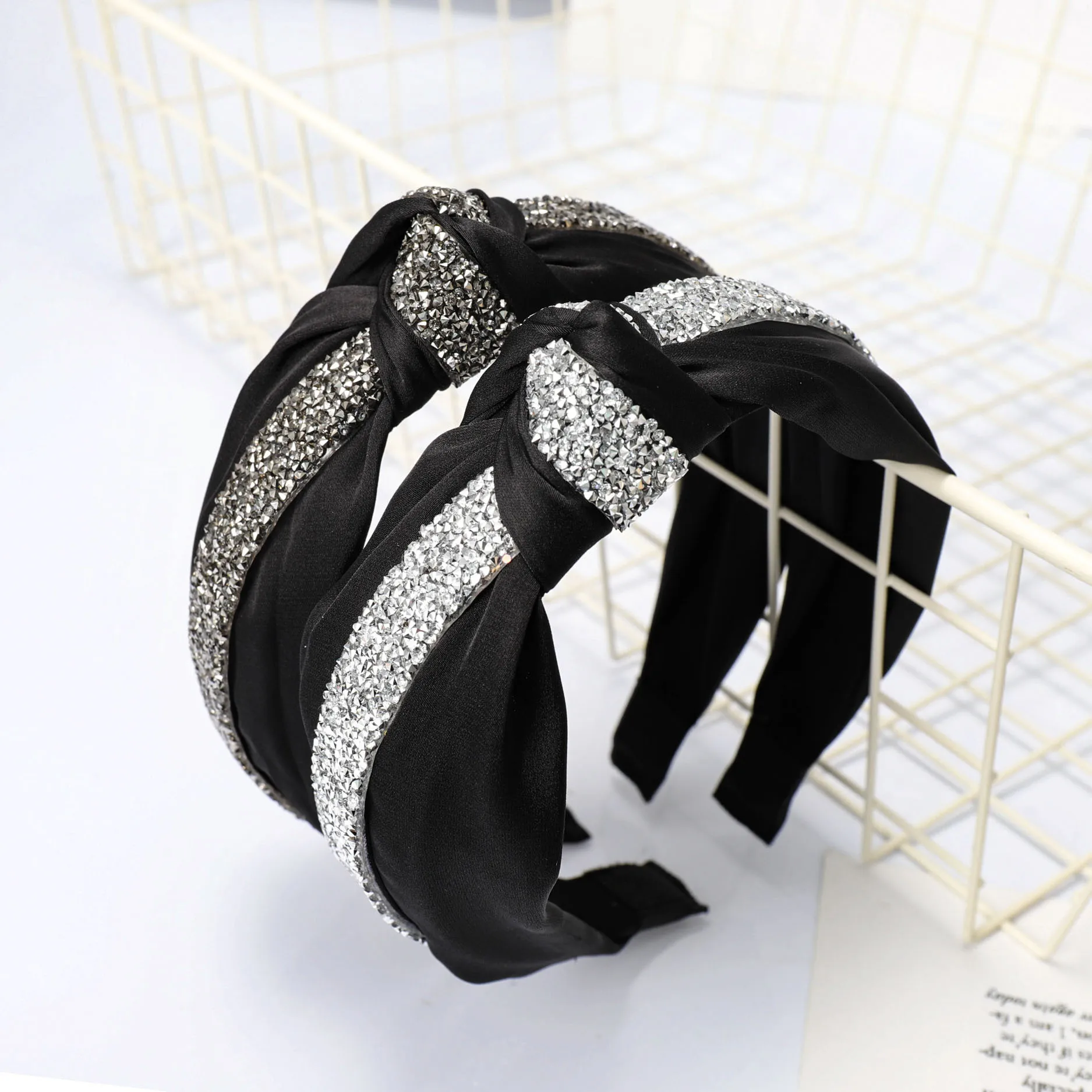 

BlingBling Bright Drill Knotted Striped Hair Band for Women Headbands Hairbands Headwear Girls Hair Accessories