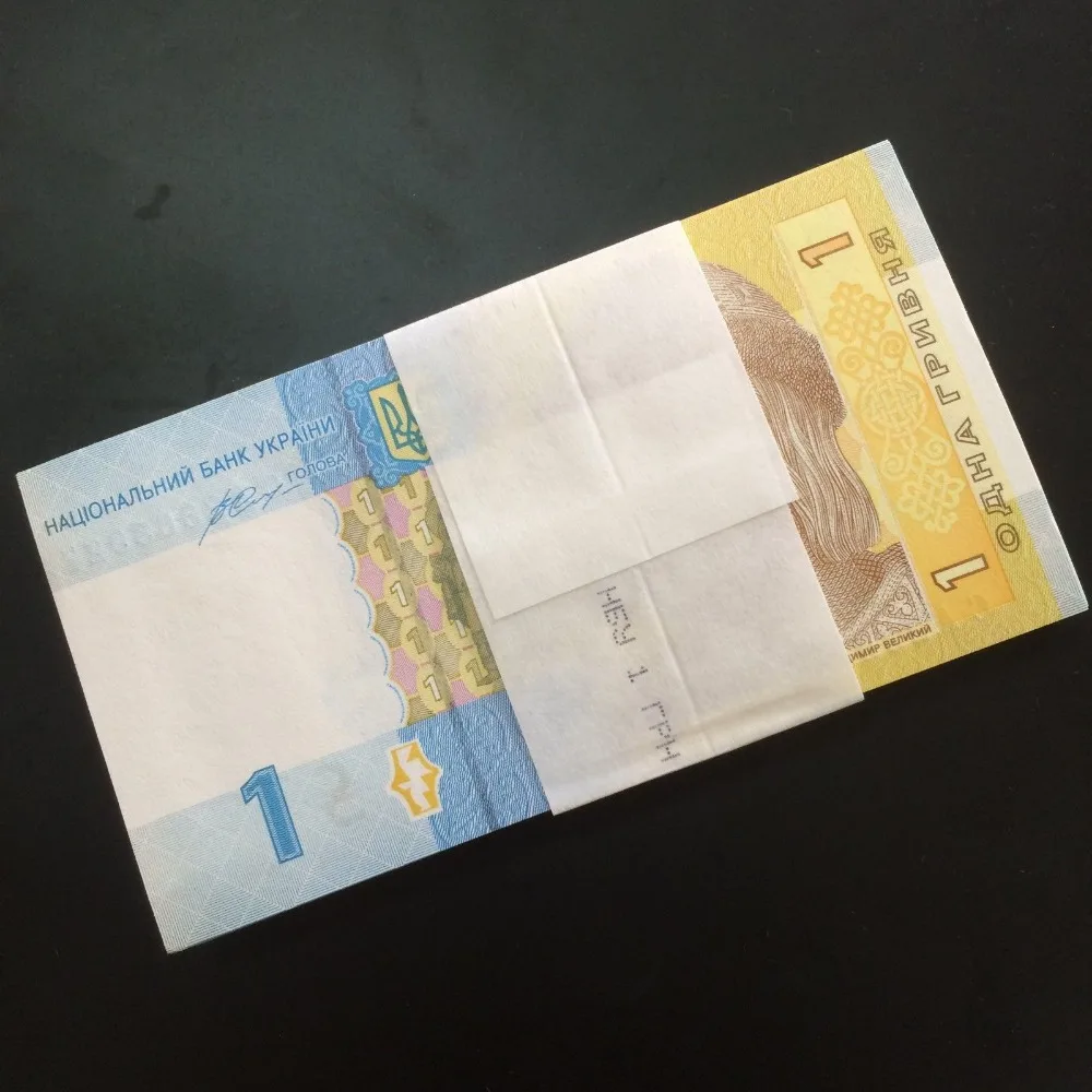 Набор из 100 штук для Украины 1 год в случайном порядке комплекте UNC упаковка Европа