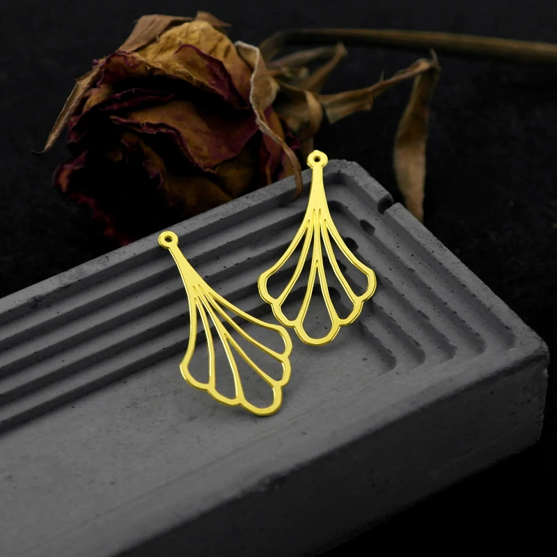 

Handmade Jewelry Making Supplies Pendant Laser Cut Metal Plant Leaf Raw Brass Charm Findings For DIY Necklace Earring RD542 6