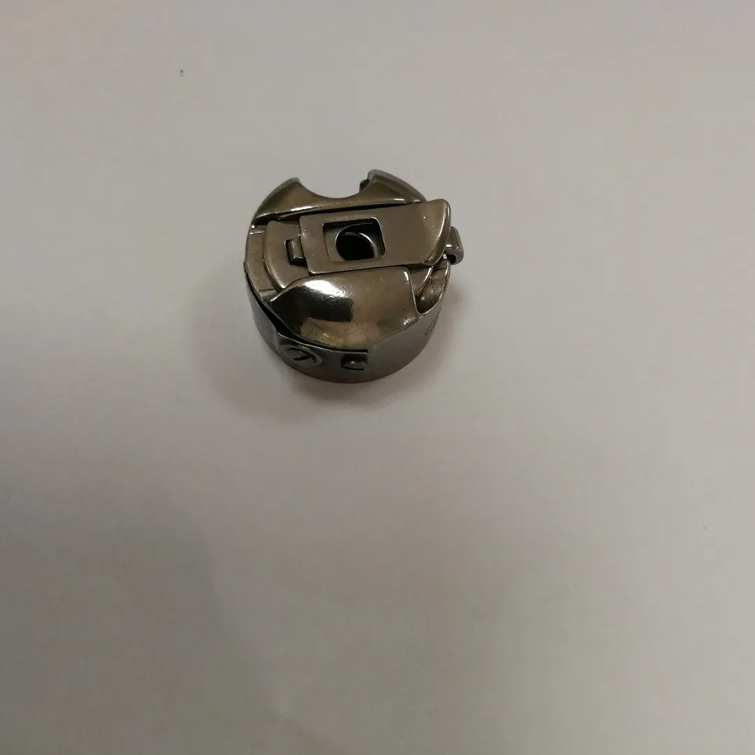 BOBBIN CASE 9076 подходит домашняя швейная машина Pfaff 260 262 362 463 GENERIC|Швейные инструменты и