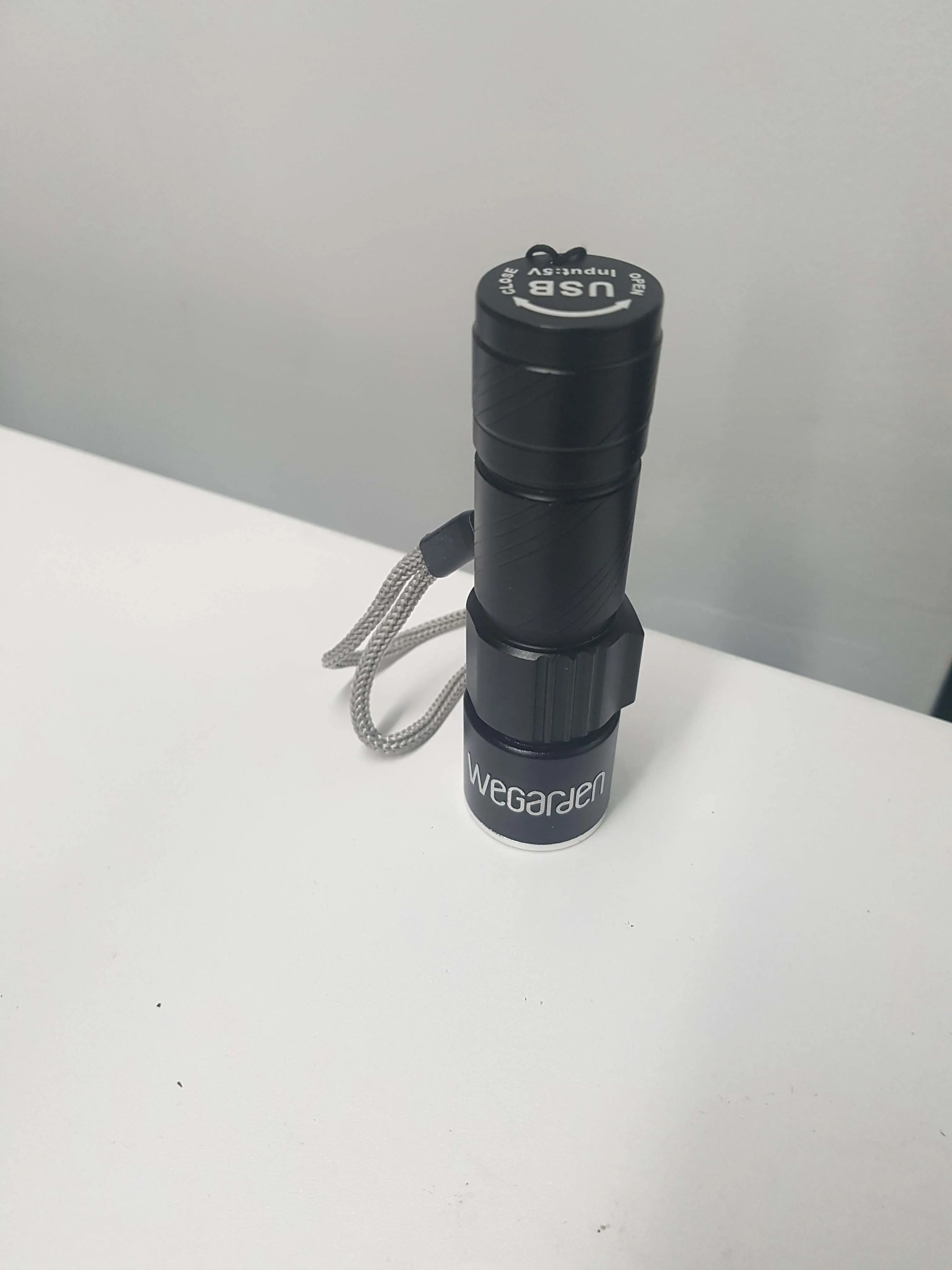 Wegarden 3 Mode USB Flashlight Rechargeable Lithium Battery LED Torch