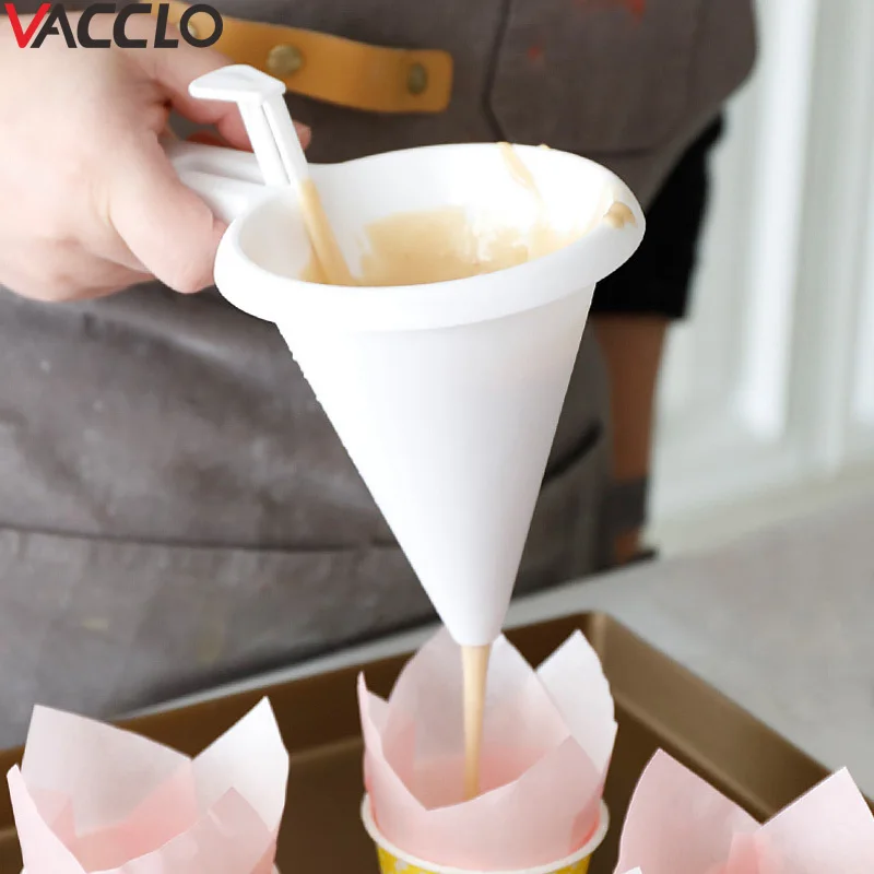

Vacclo Adjustable Icing Candy Funnel Chocolate Pastry Mold Batter Dispenser Cream Cupcake Pancake Muffin Funnel Baking Tools