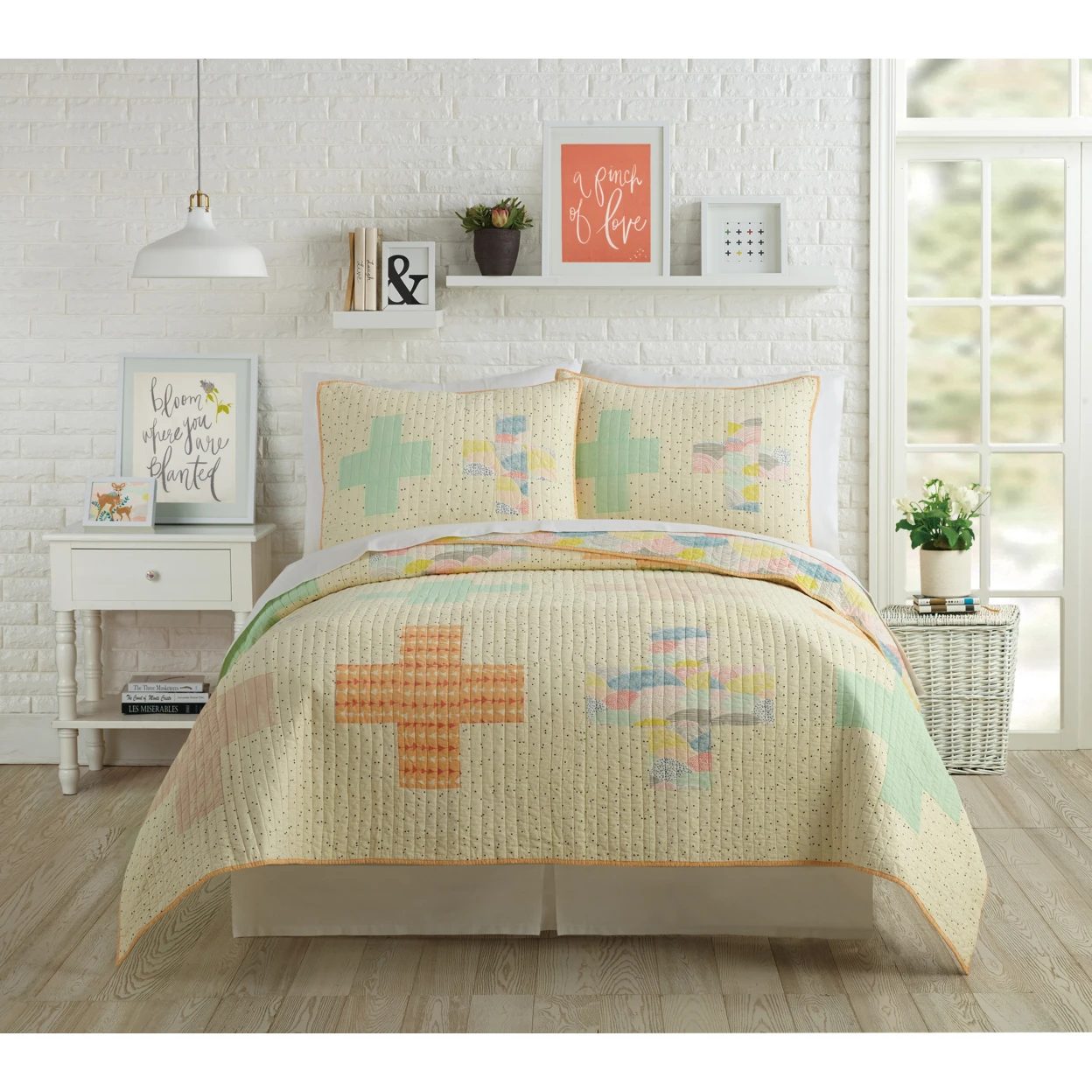 Makers Collective by Bonnie Christine Hillside Springs Quilt Set | Дом и сад