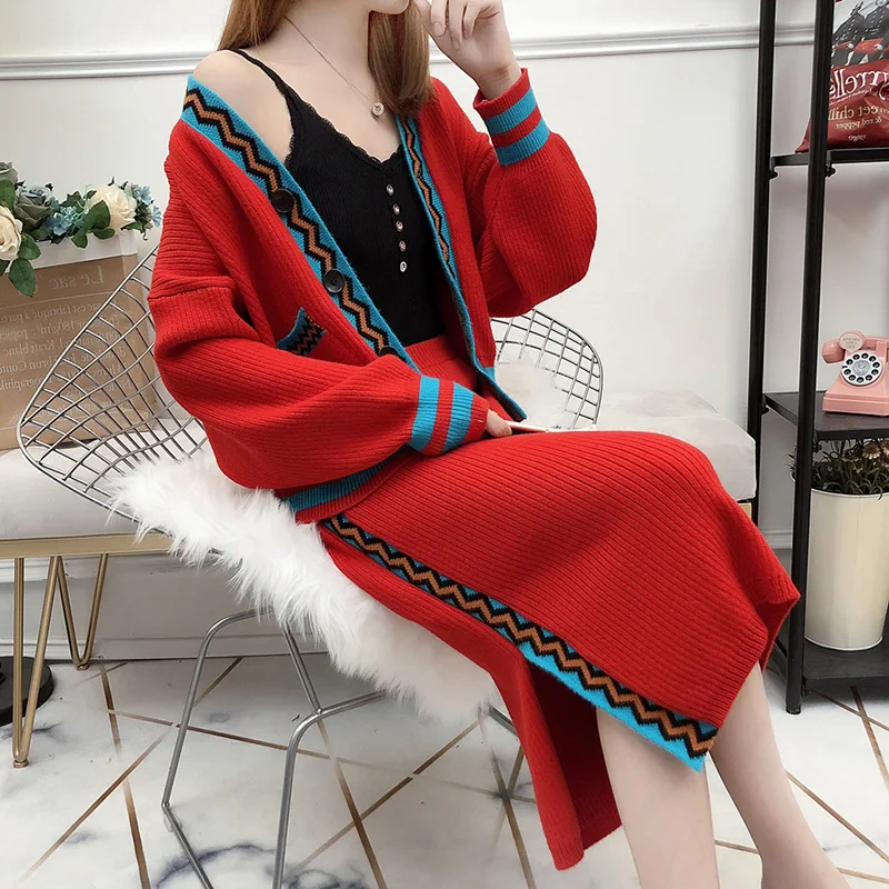 

2018 Womans Cardigan Sweater+skirt Suits Female Casual Two-Pieces Sets Loose Striped Sweater Knit Mid Split Pencil Skirt Winter