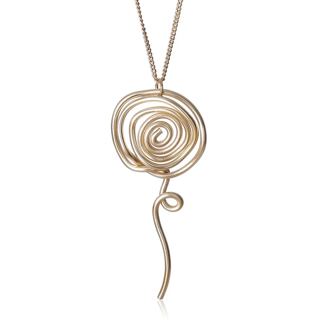 

Vintage Ethnic Imitation Rose Flower Hollow Pendant Necklace Simple Style Creative Women Metal Sweater Chain collier femme