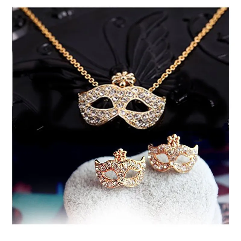 

H11 Full Rhinestones Mask Jewelry Set Wholesale Gold-color Mask Stud Earrings and Necklace Fashion Vintage Jewelry For Party