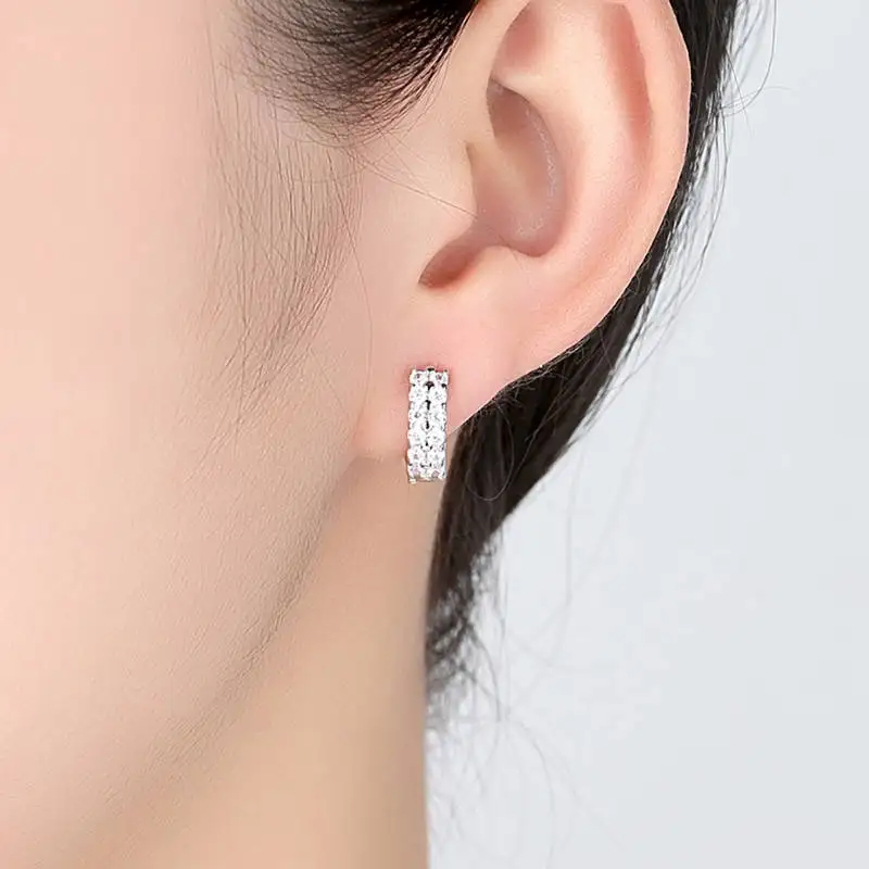 

HPXmas Fashion Glamour female essentials Clear zircon Circle round Stud earrings for women Engagement party jewelry