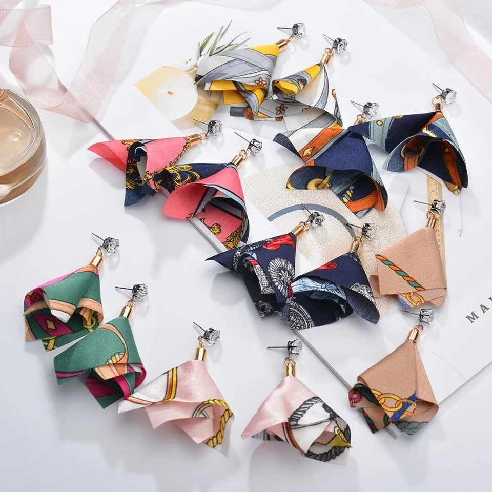 

Irregular Cloth&Alloy Shinning Rhinestone Women Earring Vintage Style Unique Design Earrings Long Party Jewelry