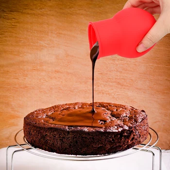 

Silicone Chocolate Melting Pot Bakeware Accessories Butter Sauce Milk Baking Pouring Butter Heat Milk Pourer Jug Mould