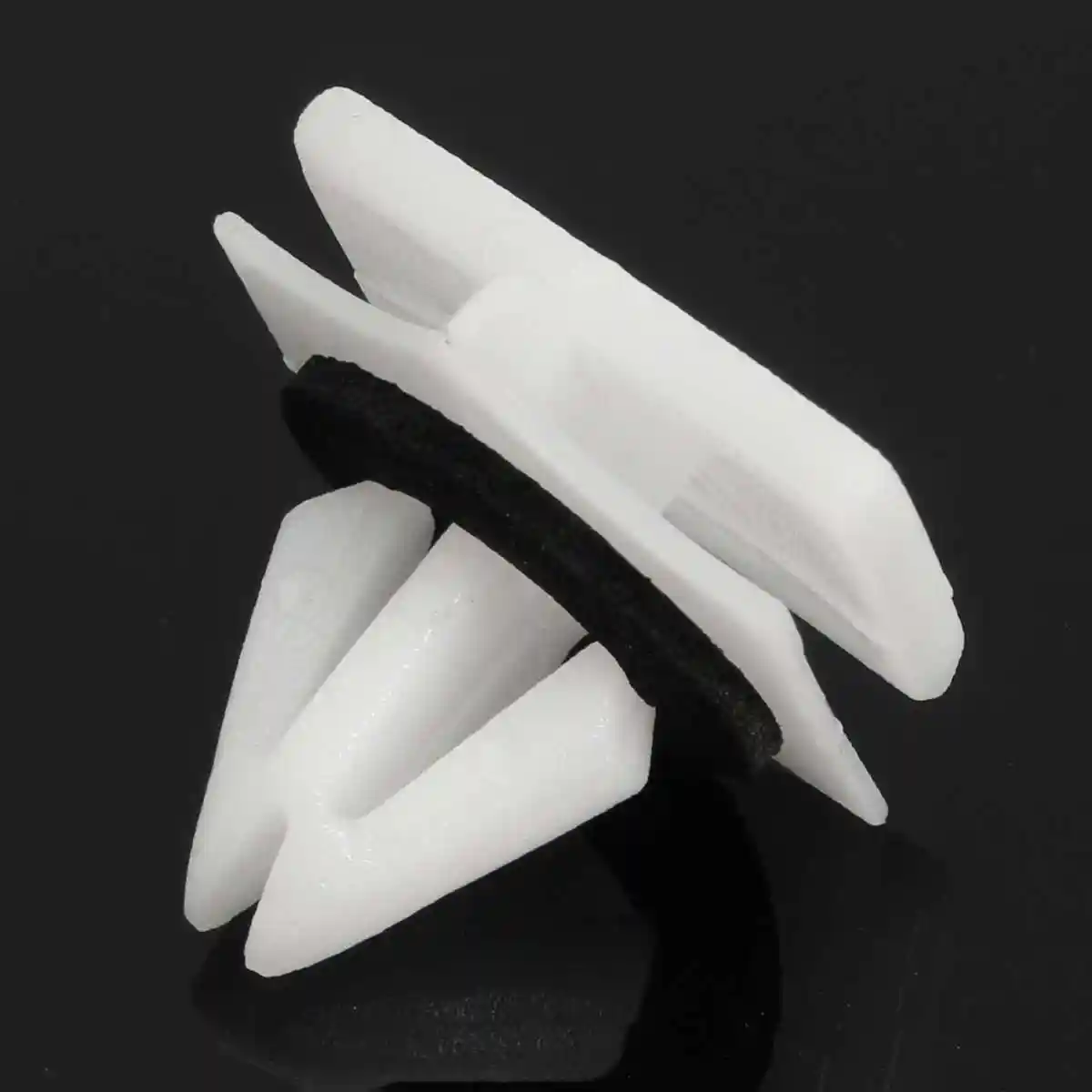 *Set of 15* NEW GM Rocker Panel Moulding Clips White Nylon 11518357