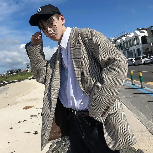 

2019 spring and autumn new Korean version of the striped lattice loose casual small suit Fashion Best England Style Single