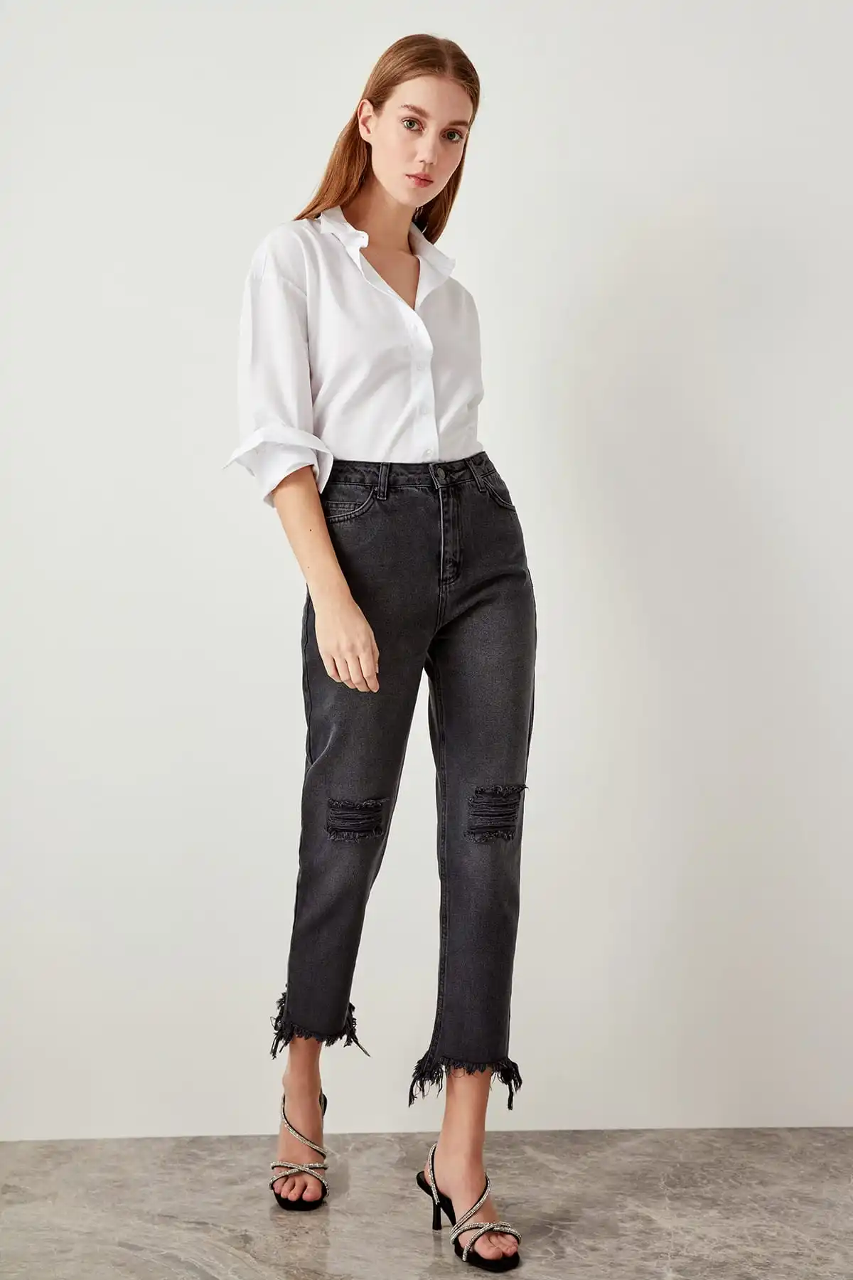 jeans torn style