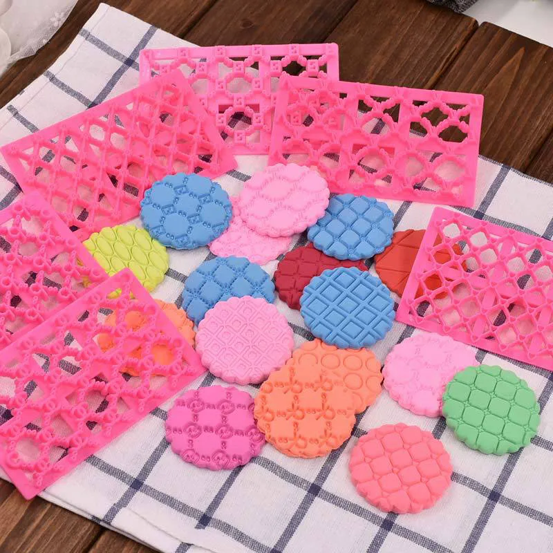 

Fondant Cake Decorating Tools Pastry Gadgets Cookies Cutter Mold Baking Biscuit Template Cookies Maker Tools Free Shipping 1524