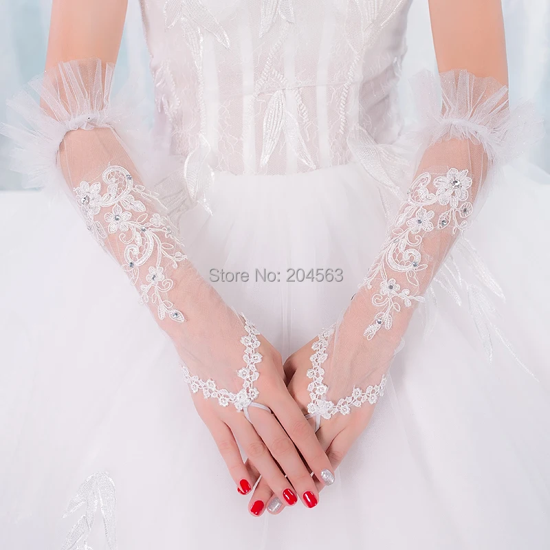 

Stunning Wedding Party Fingerless Gloves Tulle Lace Bridal Gloves