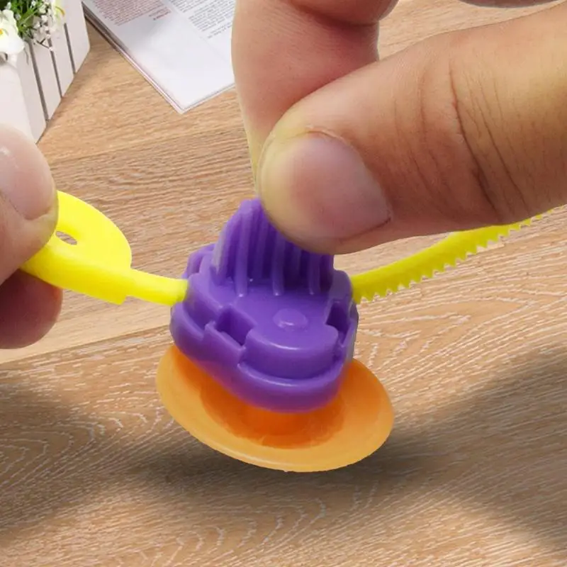 

DIY Gyro Plastic Pull Rotary Gyro Spinning Top Fighting Gyroscopic DIY Twist Toy for Kids Random Color