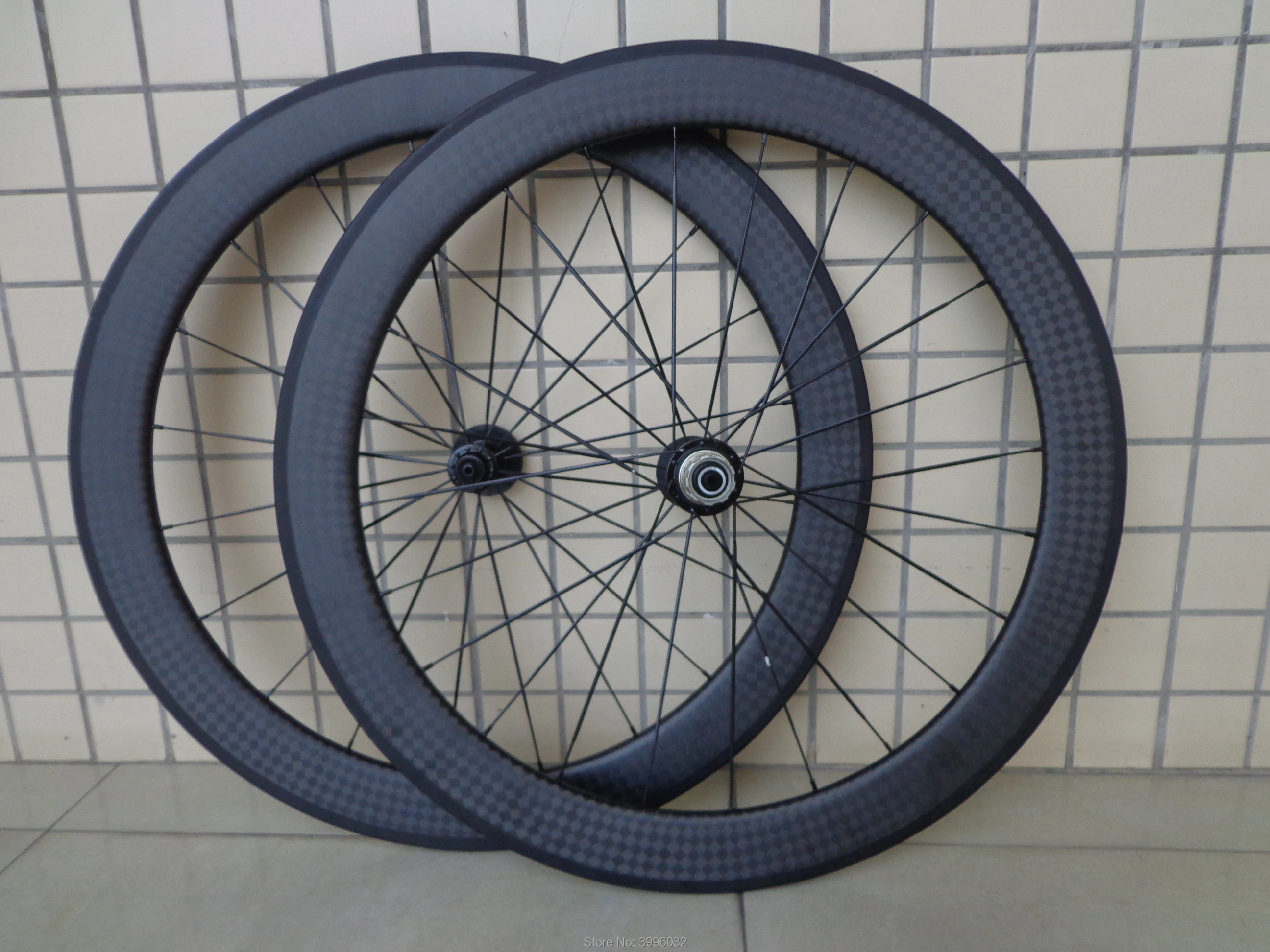 Brand New 700C 60mm clincher rims Road bike matt 12K full carbon fibre bicycle wheelset carbon