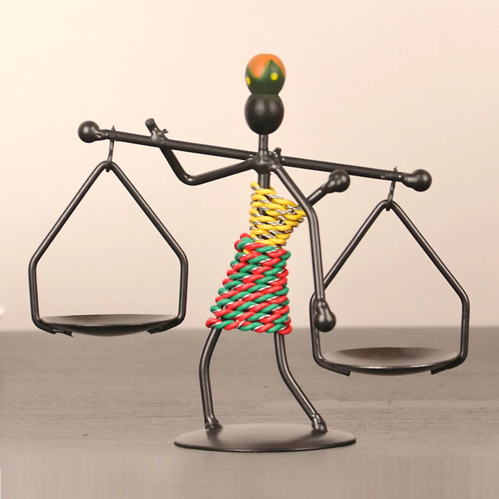 

2019 Modern Iron Man Candlestick Iron Crafts Decoration Metal Candle Holder Sconce Home Decor Table Art Craft Decorations