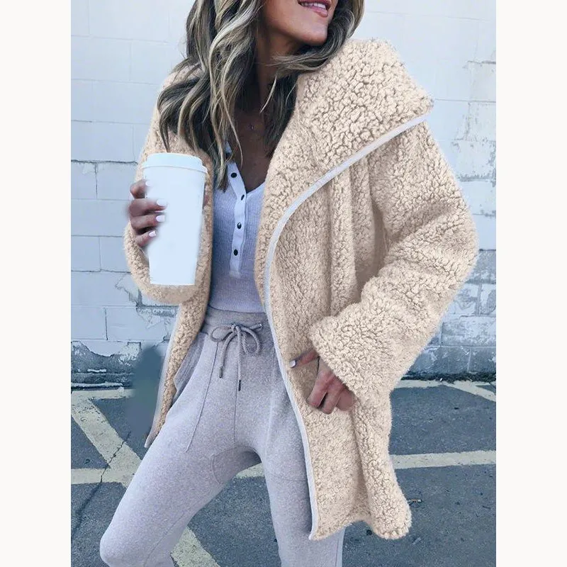Kopen Vrouwen Faux Fur Teddy Jas Mode Slanke Bont 2018 Winter Warm Fur Jacket Elegante Vrouwelijke Revers Overjas Plus Size Jas bovenkleding