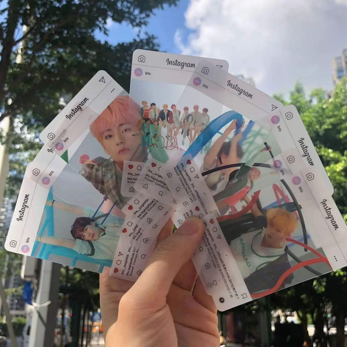 

BTS tata album INS Transparent Card LOVE YOURSELF Form Answer BT21 halloween Star Periphery jungkook